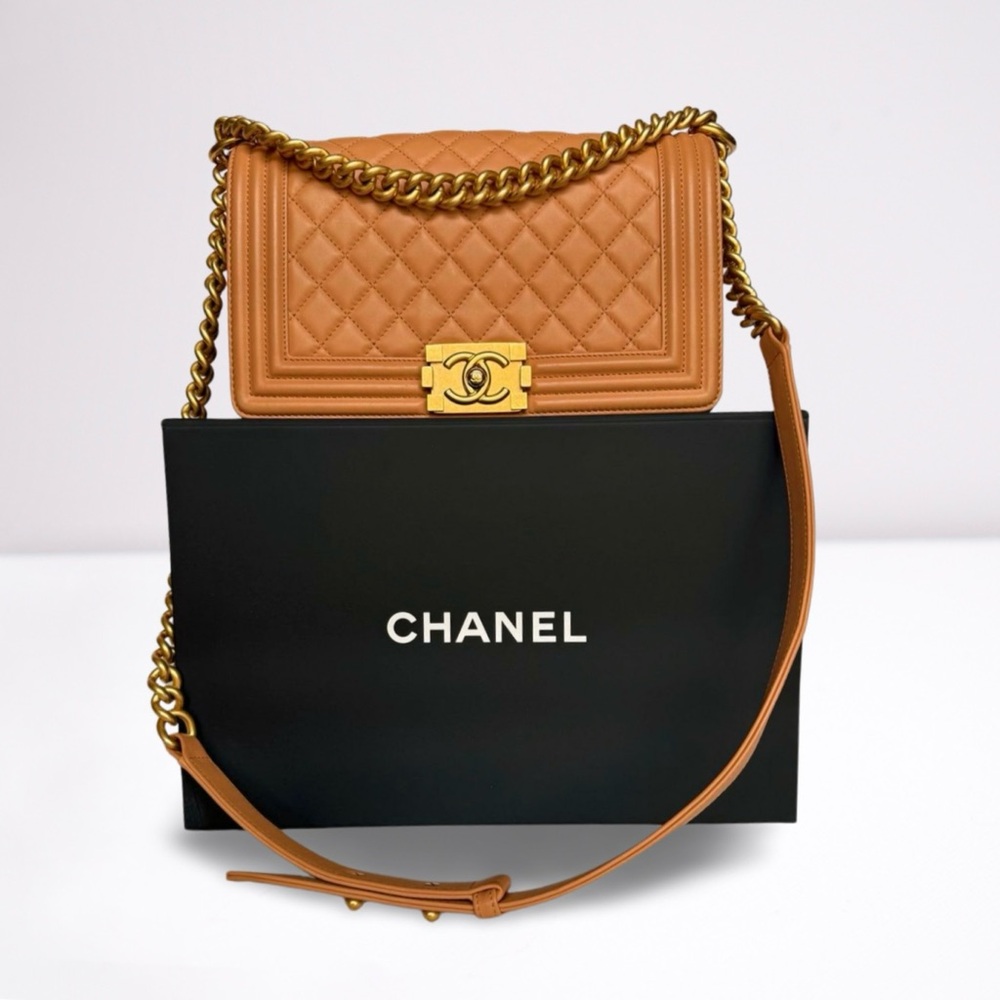 CHANEL Beige Leather Interior